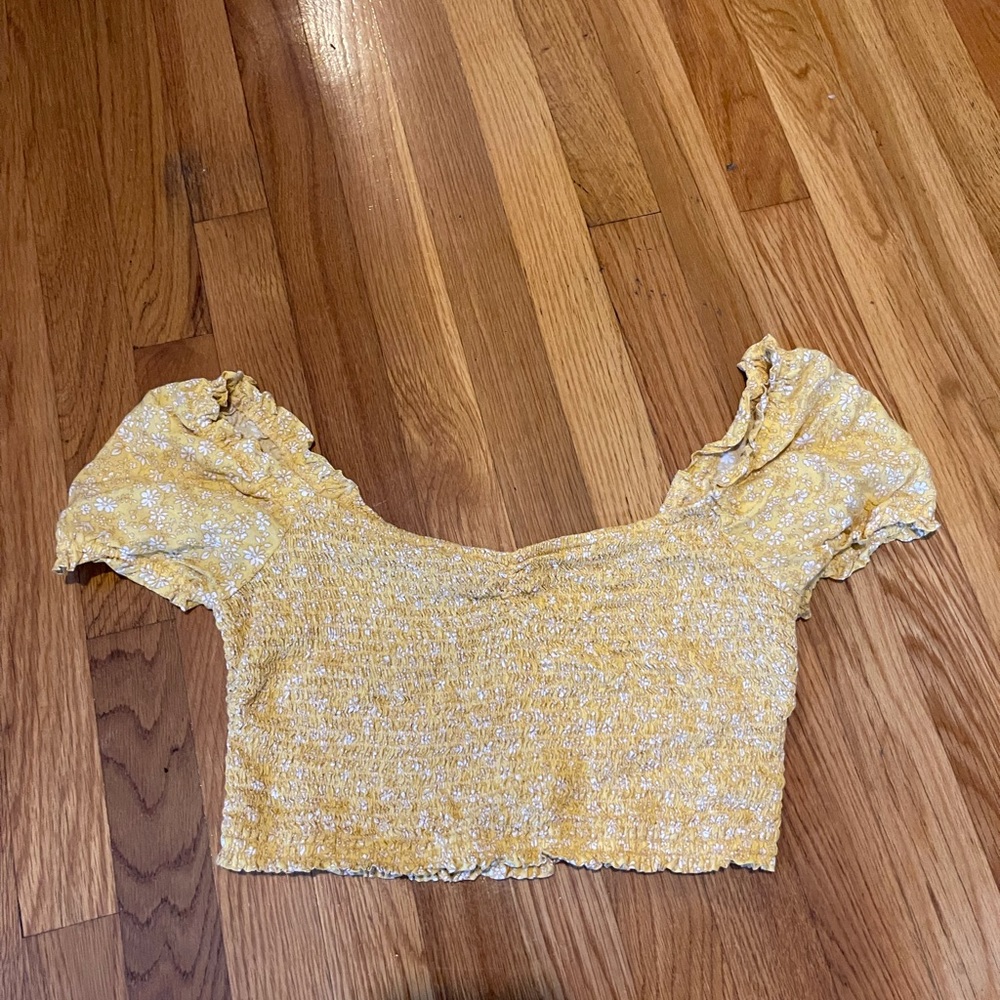 yellow american eagle crop top